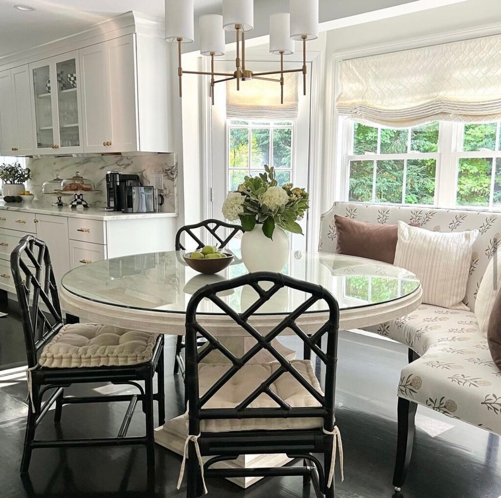 Karyn Heard breakfast nook 4